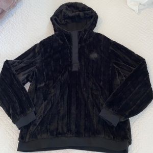 North face fuzzy, hooded jacket size XL